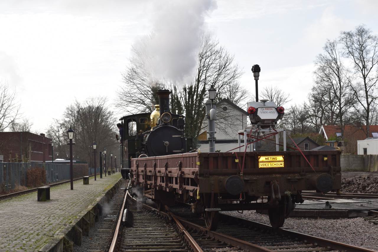 Moderne meettechniek op oude stoomlocomotief